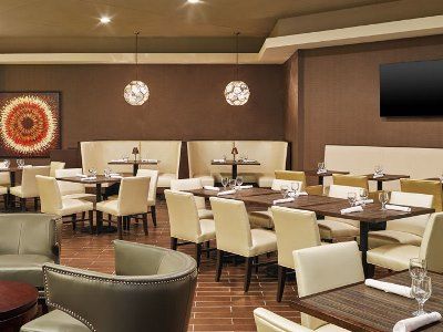 Sheraton Naperville Hotel Lisle